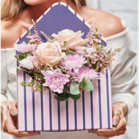 Antalya Çiçek Siparişi  Renkli Kutu Pembelim