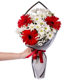  Konyaaltı Çiçek Siparişi Beyaz Papatya ve Kırmızı Gerbera Çiçek Buketi  - TOPALLI