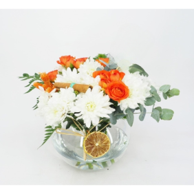  Konyaaltı Çiçek Siparişi Paşabahçe Akvaryum Cam Fanus Beyaz Papatya ve Turuncu Çardak Güller